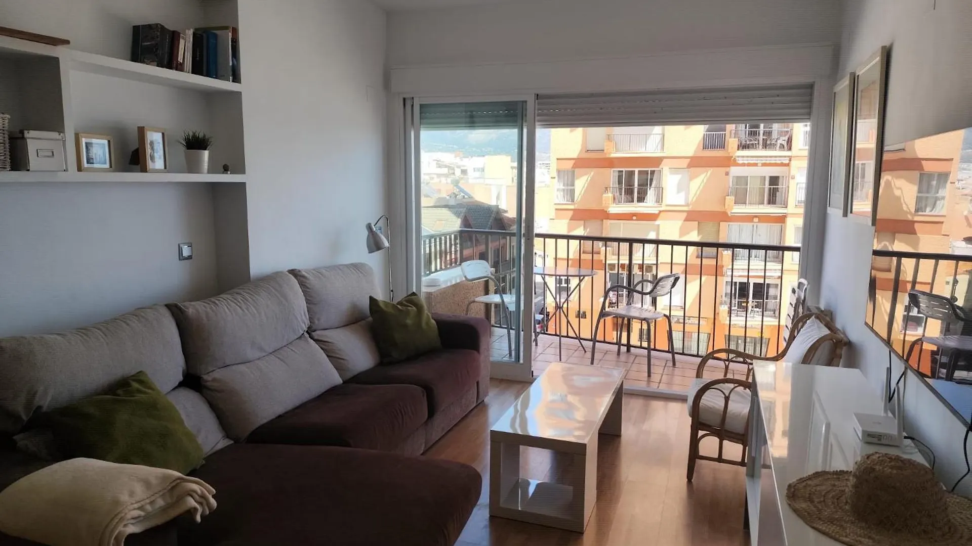 Fuengirola Perla Beach إسبانيا